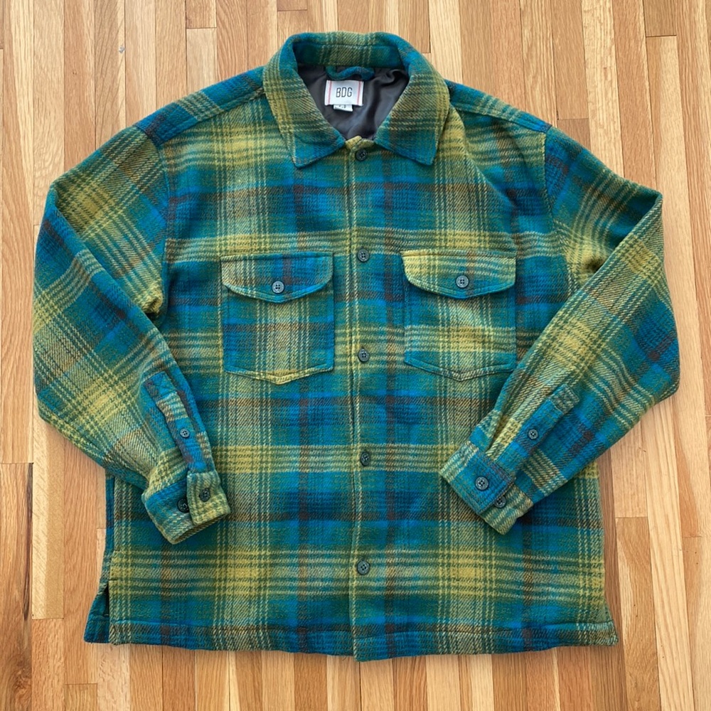 Boxy lightweight shirt jacket